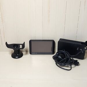 Garmin GPS Nüvi 255W‎ Automotive w/ Case Wall & Car Power Adapter Bundle
